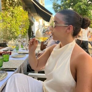 Meet your Posher, Gabriella